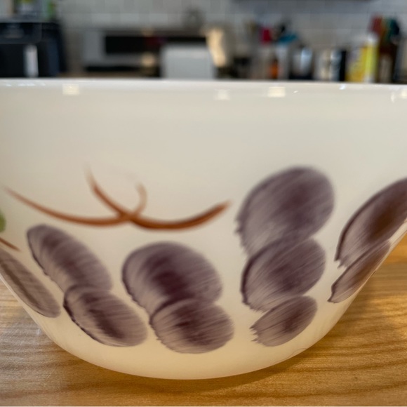 Two vintage Fire King bowls with grape painterly design. 8 ounces. - Picture 6 of 12